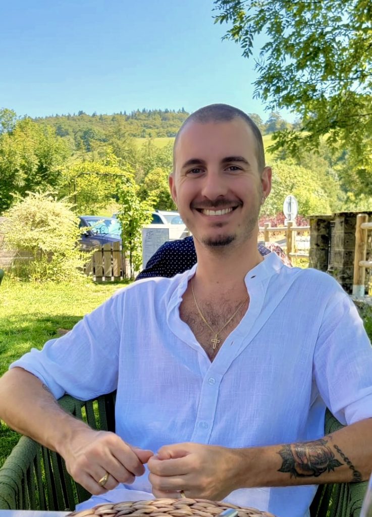 Anthony Xiberras, fondateur de Conciergerie N'B